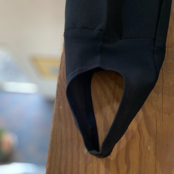 NWOT Women Ski pants and gloves Price is for both - Picture 3 of 10